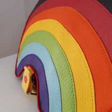 Charger l'image dans la galerie, Patron couture et tutoriel du S'a(r)c-en-ciel - besace arc-en-ciel - sac bandoulière - Sacaptiloup