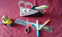 Charger l'image dans la galerie, Trousse de maquillage souris en simili cuir