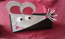 Charger l'image dans la galerie, Trousse de maquillage souris en simili cuir