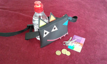 Charger l'image dans la galerie, Pochette/sacoche enfant loup en simili cuir