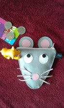 Charger l'image dans la galerie, Porte monnaie-trousse rangement maquillage souris en simili cuir