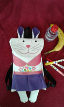 Charger l'image dans la galerie, Sac d'école maternelle/crèche/sac à goûter/sac à doudou enfant petit lapin en simili cuir blanc
