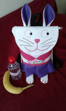 Charger l'image dans la galerie, Sac d'école maternelle/crèche/sac à goûter/sac à doudou enfant petit lapin en simili cuir blanc