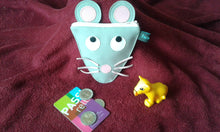 Charger l'image dans la galerie, Porte monnaie-trousse rangement maquillage souris en simili cuir