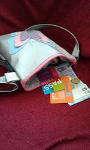 Charger l'image dans la galerie, Sac bandoulière/pochette papillon en simili cuir