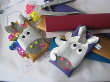 Charger l'image dans la galerie, Patron couture et tutoriel Ysée la licorne - pochette - étui à lunettes - téléphone portable