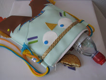 Charger l'image dans la galerie, Patron et tutoriel couture d'Eustache le hibou Apache - sac à dos enfant - hibou -indien