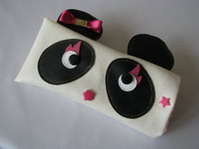 Charger l'image dans la galerie, Patron et tutoriel couture de Cléante l'éléphante et Ella le Panda - étui à lunettes - pochette éléphant