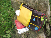 Charger l'image dans la galerie, Patron couture et tutoriel du S'a(r)c-en-ciel - besace arc-en-ciel - sac bandoulière - Sacaptiloup