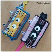 Charger l'image dans la galerie, Patron couture et tutoriel de Mahé, le p'ti Masqué - pochette super chat - banane super chat enfant - Sacaptiloup