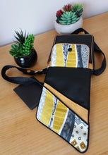 Charger l'image dans la galerie, Patron couture et tutoriel du S'ac-croche... Décroche -besace deux en un - sac bandoulière femme