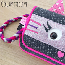 Charger l'image dans la galerie, Patron couture et tutoriel de Mahé, le p'ti Masqué - pochette super chat - banane super chat enfant - Sacaptiloup