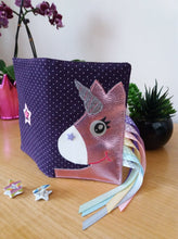Charger l'image dans la galerie, Patron couture et tutoriel Holy la licorne - pochette- bijoux - élastiques - enfant - fille - princesse - girly