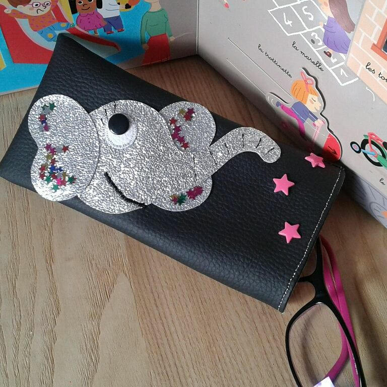 Etui à lunettes ou à téléphone portable - étui éléphant -mini pochette