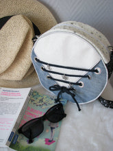 Charger l&#39;image dans la galerie, Patron couture et tutoriel PDF Ma besace de petit Marin - sac bandoulière estival - mer - été - vacances - plage
